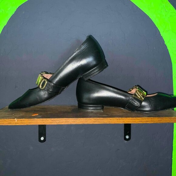 Valentino Designer Flats by Mario Valentino Claudia Logo Strap Flat size 7.5 - Picture 4 of 8